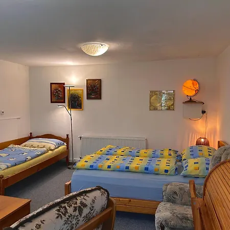 Kousek Od Lazni * Zlin